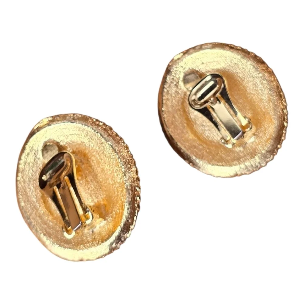 Allison Reed Navy Faux Pearl Oval Goldtone Vintage Clip Earrings - Picture 4 of 5